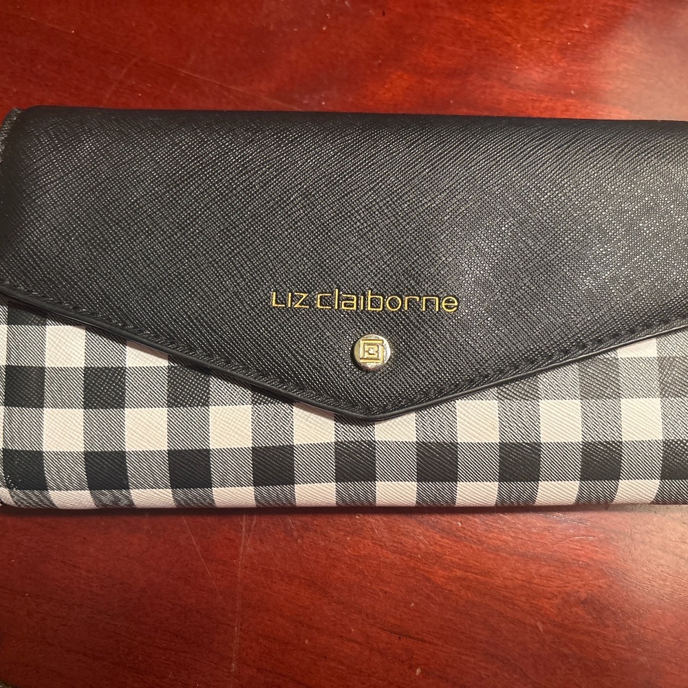Liz Claiborne Wallet